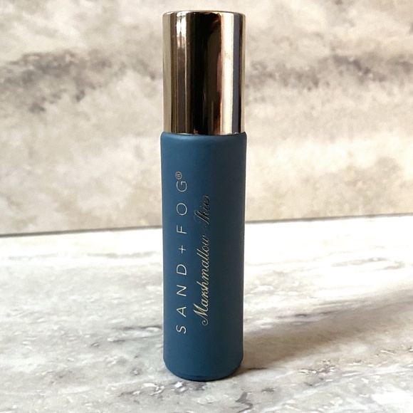 Sand + Fog Marshmallow Skies Oil Rollerball Yum Boujee Marshmallow New - Picture 1 of 2